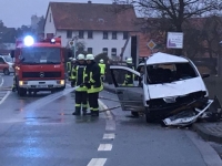 In Bottendorf kam es am 2. Februar zu einem Alleinunfall - der Fahrer wurde schwer verletzt