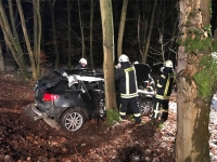 Dieser Audi war in den frühen Morgenstunden des 9. Januar zwischen Strothe und Korbach von der Fahrbahn abgekommen - Notarzt, Feuerwehr und Polizei waren im Einsatz 