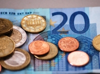 Euroscheine "reingewaschen" und verpackt - Rubel kommen zum Vorschein